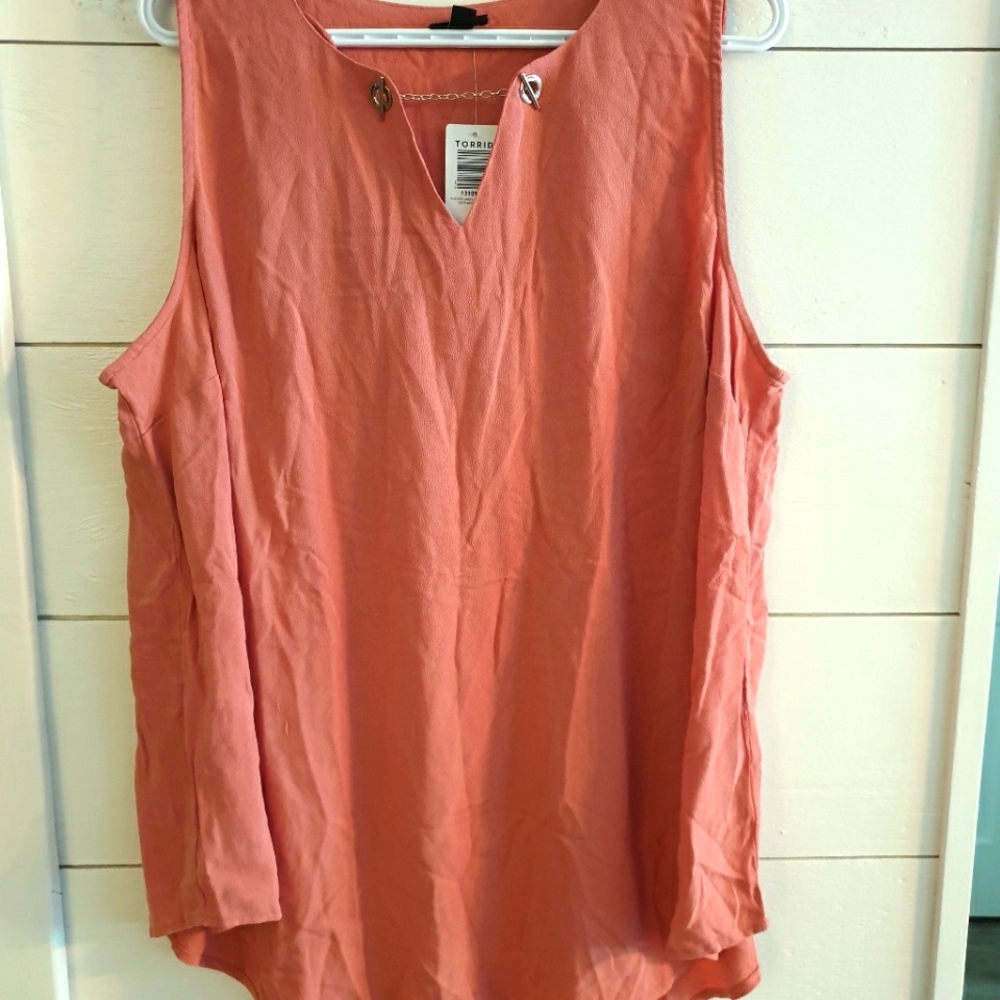 NWT Torrid Sleevless Top